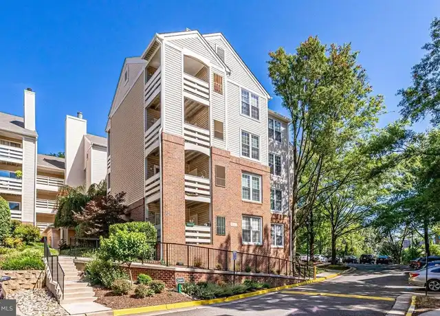 Property at 244 S Reynolds St #303, Alexandria, VA, 22304, 1 bed, 1 bath, [object Object]