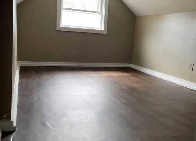 Property at 2611 E 17th St Unit 3, Chattanooga, TN, 37404, 1 bed, 1 bath, [object Object]