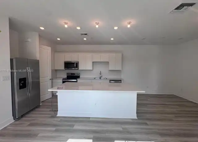 Property at 750 NW 82nd Ave Unit 8, Plantation, FL, 33324, 3 beds, 2.5 baths, [object Object]