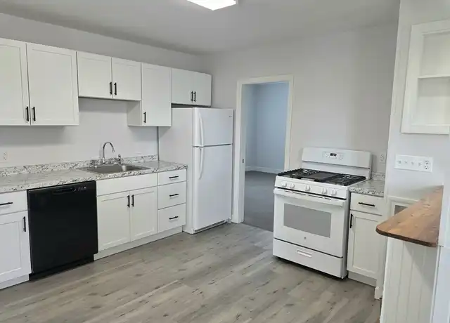 Property at 503 South St Unit 2, Quincy, MA, 02169, 2 beds, 1 bath, [object Object]