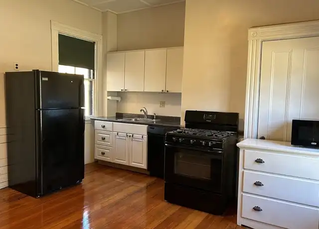 Property at 25 Harley St Unit 1, Dorchester Center, MA, 02124, 1 bed, 1 bath, [object Object]