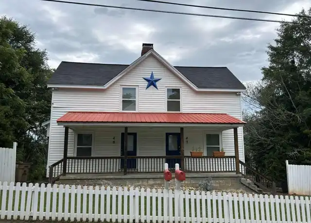 Property at 47 Quarry St, Gainesville, GA, 30501, 1 bed, 1.5 baths, [object Object]