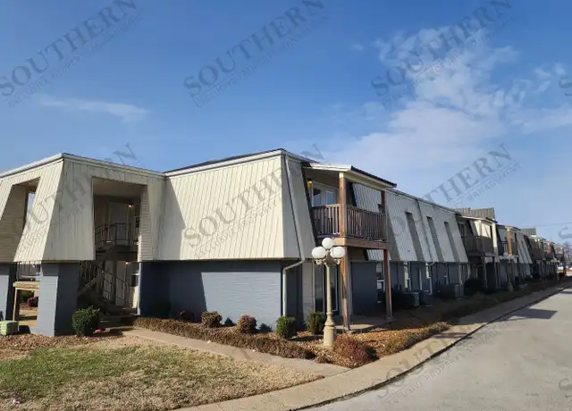 Property at 1106 Lovers Ln Apt 6, Bowling Green, KY, 42103, 2 beds, 1 bath, [object Object]