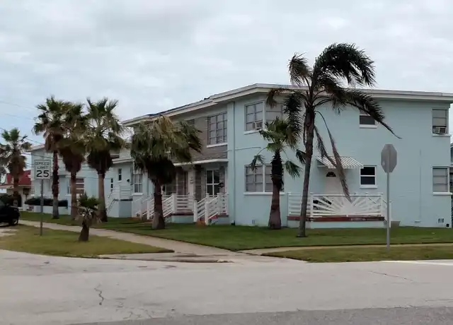 Property at 740 N Grandview Ave Unit 4, Daytona Beach, FL, 32118, 0 beds, 1 bath, [object Object]