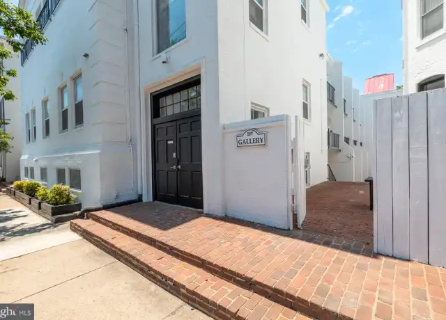 Property at 207 S Patrick St Unit 204, Alexandria, VA, 22314, 1 bed, 1 bath, [object Object]