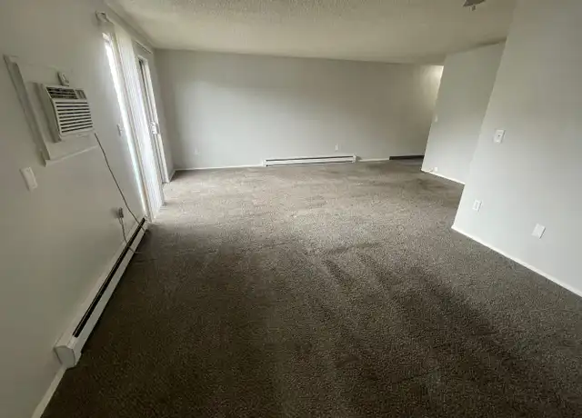 Property at 6120 N Lidgerwood St Unit 204, Spokane, WA, 99208, 2 beds, 1 bath, [object Object]