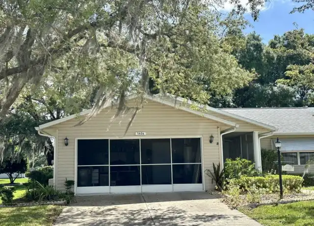 Property at 5626 Austin St, Leesburg, FL, 34748, 2 beds, 2 baths, [object Object]
