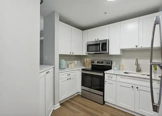 Property at The Bluestone - 4921 Bluffton Pkwy, Bluffton, SC, 29910, 2 beds, 2 baths, [object Object]