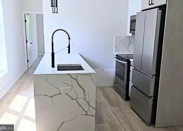 Property at 3836 Haverford Ave Unit 5, Philadelphia, PA, 19104, 1 bed, 1 bath, [object Object]