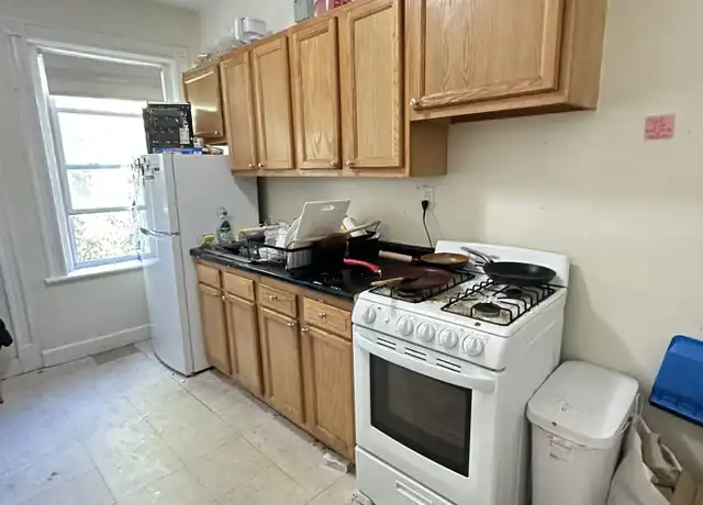 Property at 19 Mount Hood Rd Unit 4, Boston, MA, 02135, 3 beds, 1 bath, [object Object]