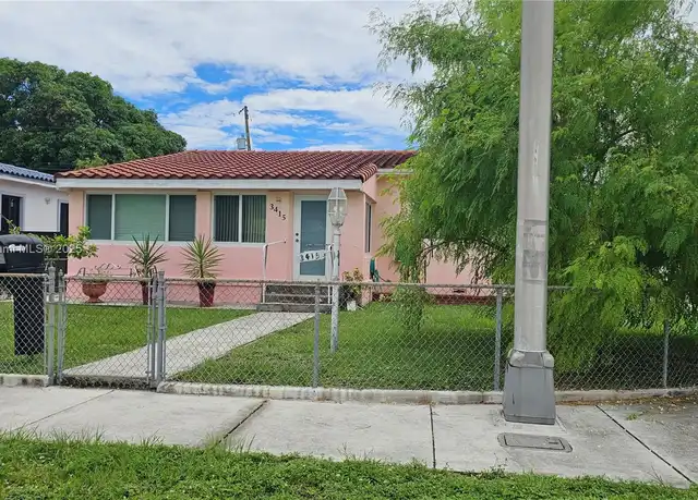 Property at 3415 W 2nd Ave, Hialeah, FL, 33012, 3 beds, 1 bath, [object Object]