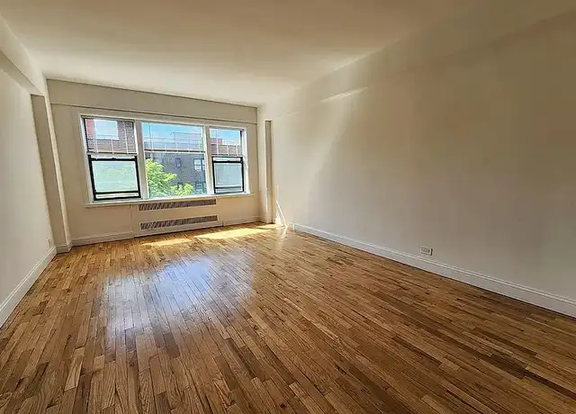 Property at 9921 67th Rd, Forest Hills, NY, 11375, 1 bed, 1 bath, [object Object]
