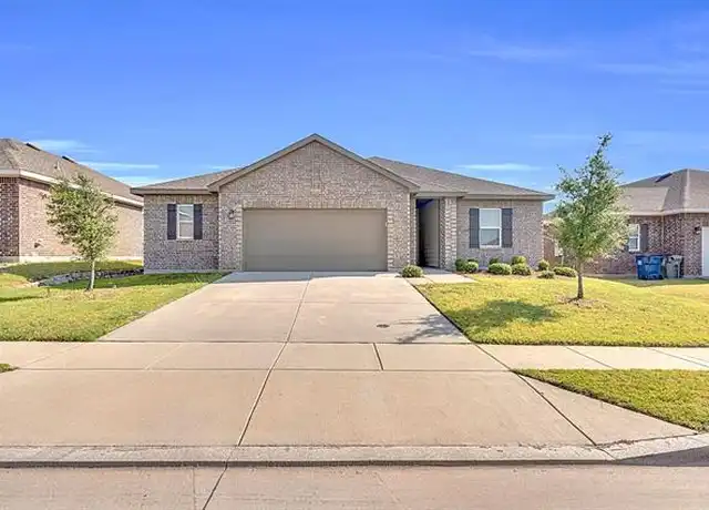 Property at 213 Sabine River Rd, Glenn Heights, TX, 75154, 4 beds, 2 baths, [object Object]