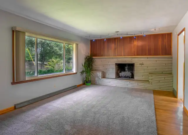 Property at 1900 E Hillside Dr, Bloomington, IN, 47401, 3 beds, 2 baths, [object Object]
