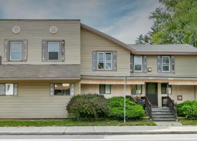 Property at 820 S Main St Unit 3, Medina, NY, 14103, 1 bed, 1 bath, [object Object]