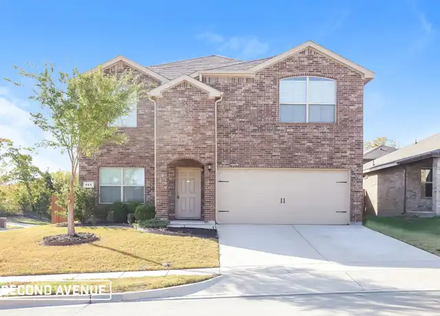 Property at 661 Creekview Dr, Azle, TX, 76020, 3 beds, 2.5 baths, [object Object]