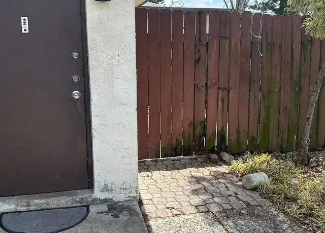 Property at 3109 NW 2nd Ter Unit 4-156, Pompano Beach, FL, 33064, 1 bed, 1 bath, [object Object]