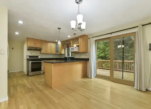 Property at 120 Edinboro St #120, Newtonville, MA, 02460, 3 beds, 1.5 baths, [object Object]