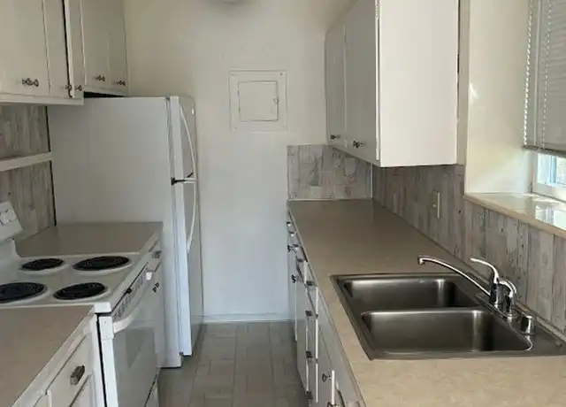 Property at 2827 14th Ave W Unit 1, Seattle, WA, 98119, 2 beds, 1 bath, [object Object]