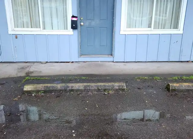 Property at 1890 Kalmia St Unit 2, Sweet Home, OR, 97386, 1 bed, 1 bath, [object Object]