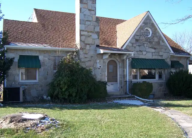Property at 1909 Baltimore Pike, Hanover, PA, 17331, 2 beds, 1 bath, [object Object]