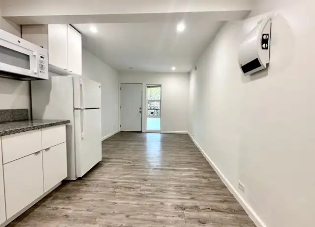 Property at 3418 S Centinela Ave Unit 02, Los Angeles, CA, 90066, 0 beds, 1 bath, [object Object]