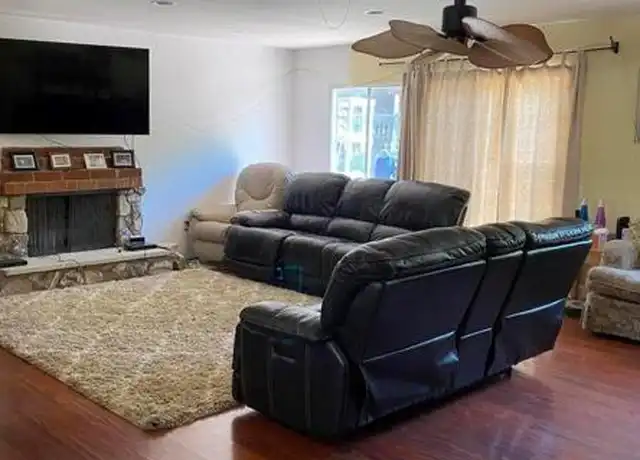 Property at 5808 Greenview Rd, Calabasas, CA, 91302, 4 beds, 2 baths, [object Object]