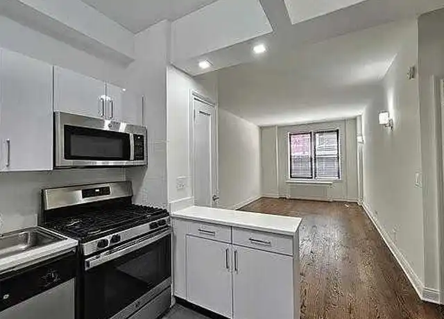 Property at 235 W 22nd St Unit 1C, New York, NY, 10011, 0 beds, 1 bath, [object Object]