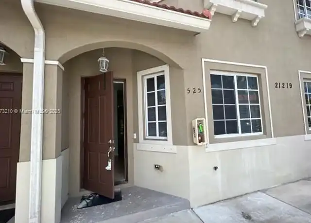 Property at 21219 NW 14th Pl Unit 5-25, Miami, FL, 33169, 3 beds, 2.5 baths, [object Object]