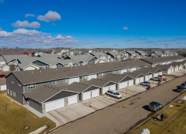 Property at 4802 S Hosta Ave Unit Hosta 113, Sioux Falls, SD, 57110, 3 beds, 2.5 baths, [object Object]