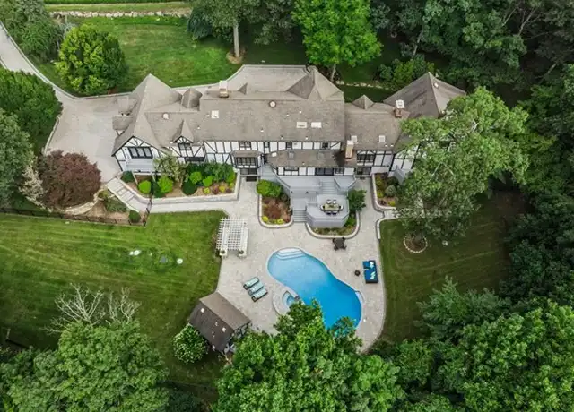 Property at 408 Saddle Back Trl, Franklin Lakes, NJ, 07417, 6 beds, 8.5 baths, [object Object]
