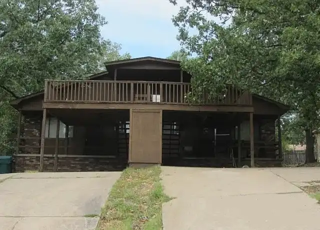 Property at 504 Mimi Ln, Little Rock, AR, 72211, 3 beds, 2 baths, [object Object]