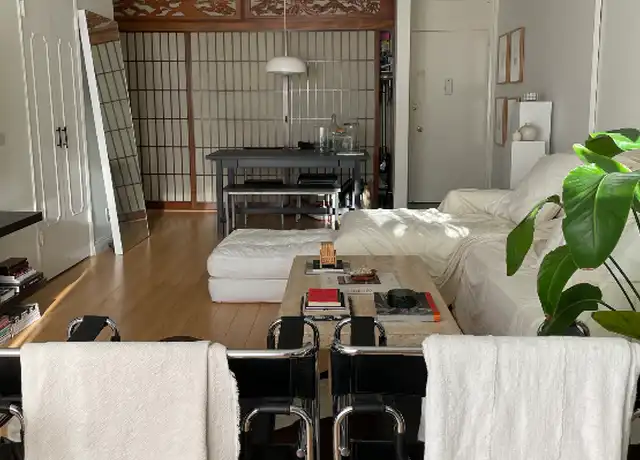 Property at 425 S Kenmore Ave #213, Los Angeles, CA, 90020, 1 bed, 1 bath, [object Object]