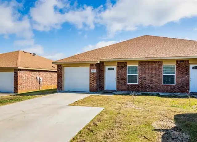 Property at 7319 Colonial Dr, Forest Hill, TX, 76140, 3 beds, 2 baths, [object Object]