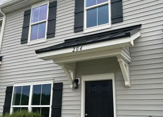 Property at 204 Swallowtail Ln, Goose Creek, SC, 29445, 2 beds, 2.5 baths, [object Object]