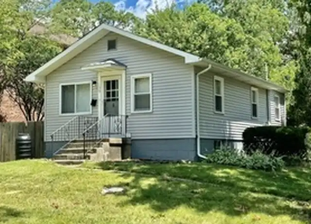 Property at 139 S Park St, Westmont, IL, 60559, 1 bed, 2 baths, [object Object]