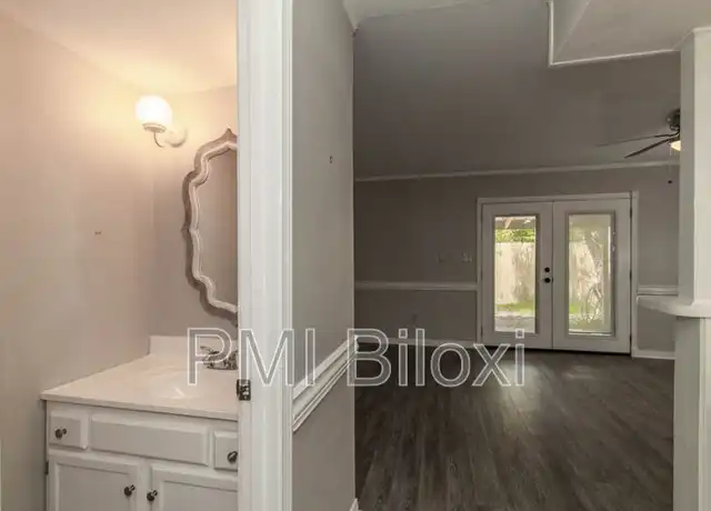 Property at 375 Debuys Rd, Gulfport, MS, 39507, 2 beds, 1.5 baths, [object Object]