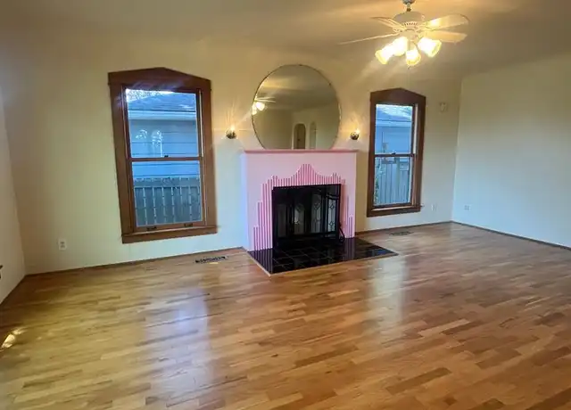 Property at 2450 Charnelton St, Eugene, OR, 97405, 3 beds, 2.5 baths, [object Object]