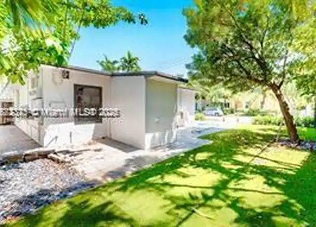 Property at 1615 NE 9th St Unit 1, Fort Lauderdale, FL, 33304, 2 beds, 1 bath, [object Object]