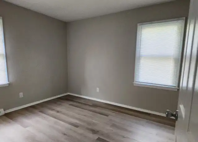 Property at 1724 Griers Grove Rd, Charlotte, NC, 28216, 3 beds, 1 bath, [object Object]