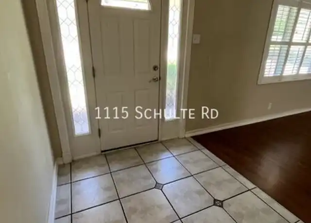 Property at 1115 Schulte Rd, Saint Louis, MO, 63146, 3 beds, 2.5 baths, [object Object]