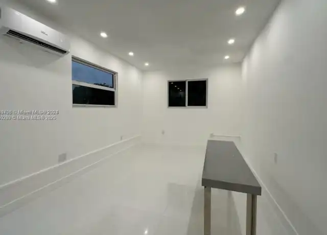 Property at 8000 SW 19th St Unit 1, Miami, FL, 33155, 1 bed, 1 bath, [object Object]