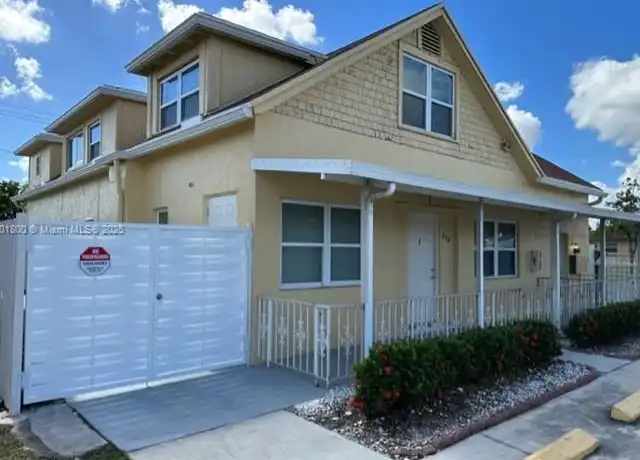 Property at 274 E 9th St Unit 1, Hialeah, FL, 33010, 3 beds, 2 baths, [object Object]
