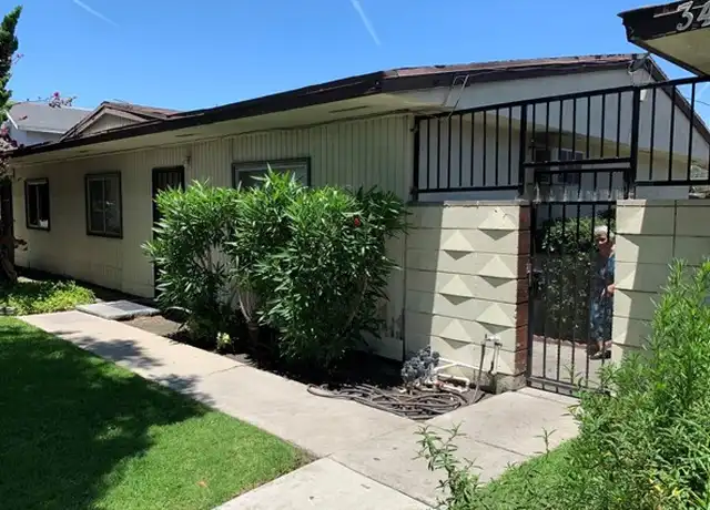 Property at 3411 W Orange Ave Unit 5, Anaheim, CA, 92804, 2 beds, 1 bath, [object Object]