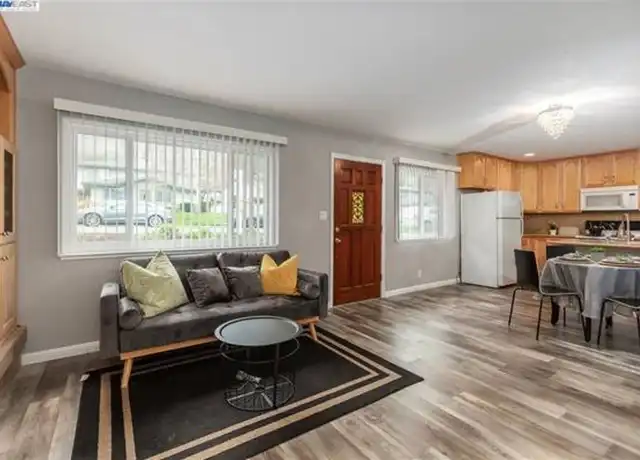 Property at 2255 Segundo Ct #1, Pleasanton, CA, 94588, 2 beds, 1 bath, [object Object]