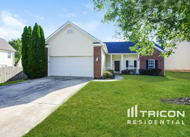 Property at 5920 Patricia Ryan Dr, Charlotte, NC, 28216, 3 beds, 2 baths, [object Object]