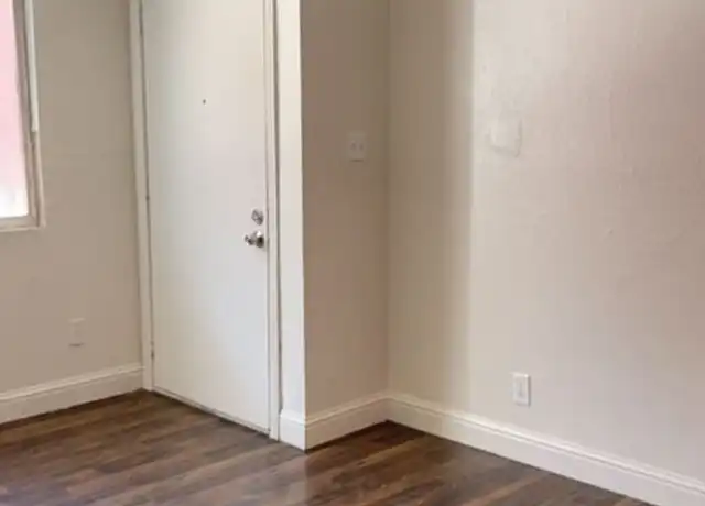 Property at 628 S Backer Ave Unit 102, Fresno, CA, 93702, 2 beds, 1 bath, [object Object]