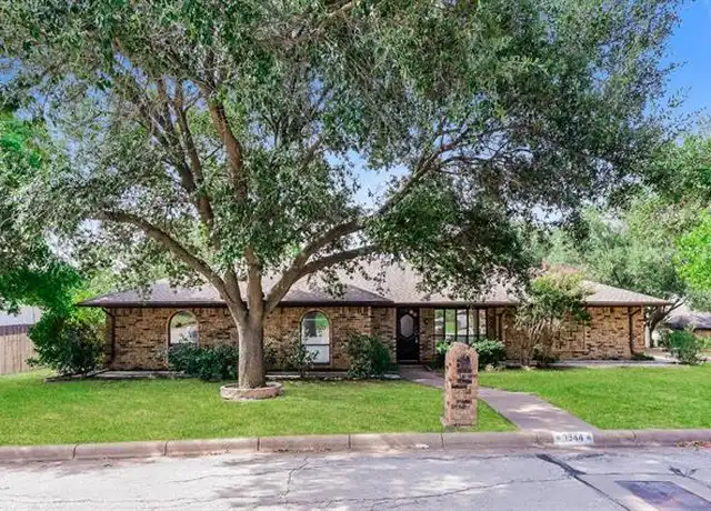 Property at 3944 Misty Meadow Dr, Fort Worth, TX, 76133, 3 beds, 2 baths, [object Object]