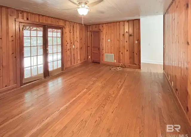Property at 27430 Main St, Daphne, AL, 36526, 3 beds, 1 bath, [object Object]