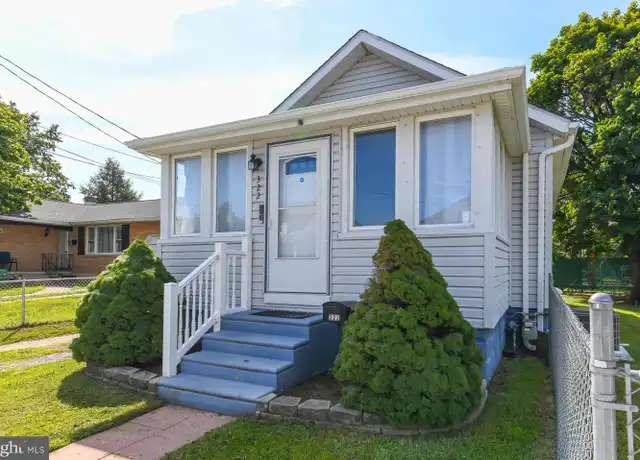 Property at 322 W Washington St, Paulsboro, NJ, 08066, 2 beds, 1 bath, [object Object]